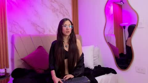 vane_coral online show from 9, 2, 2026