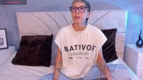 vane_grey online show from 16, 6, 2026