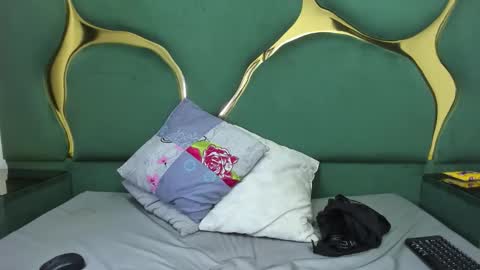 Vane online show from 5, 12, 2025