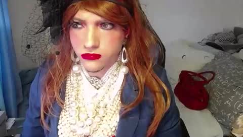 vanesacrossri online show from 29, 10, 2025