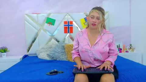 Vanessa  online show from 23, 6, 2026