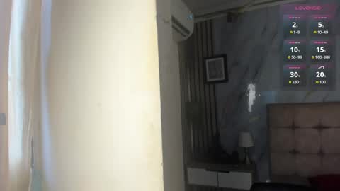 Snapshot of vanessa_jenner chatting on 10, 5, 2026 vanessa_jenner online show from 10, 5, 2026