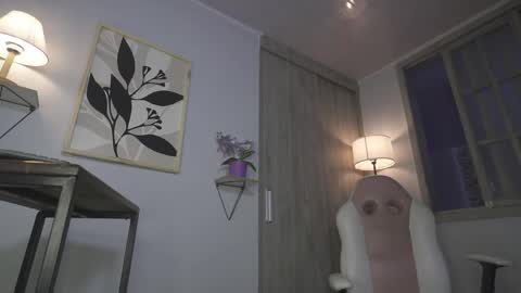 Vanessa Novvoa online show from 18, 4, 2026