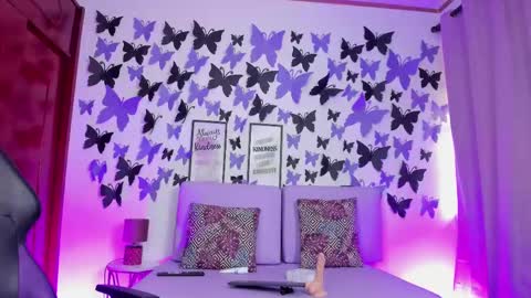 Vanessa  online show from 10, 2, 2025