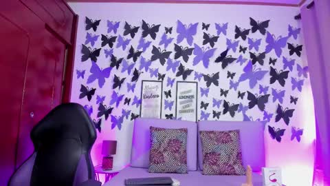 Vanessa  online show from 12, 2, 2025