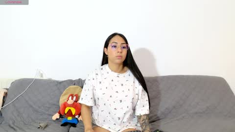 Snapshot of vanessaadol chatting on 4, 5, 2026 vanessaadol online show from 4, 5, 2026