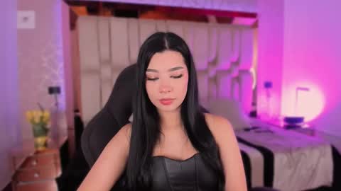 Snapshot of vanessaduval chatting on 11, 9, 2025 vanessaduval online show from 11, 9, 2025