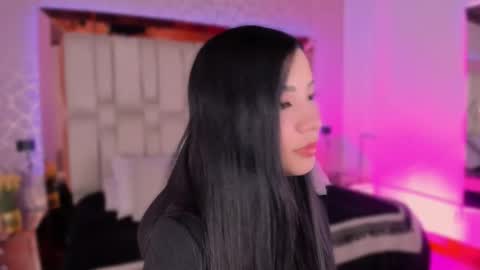 Snapshot of vanessaduval chatting on 19, 10, 2025 vanessaduval online show from 19, 10, 2025