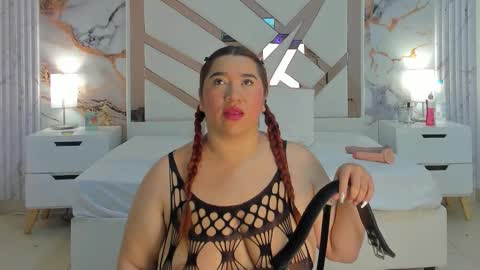 Vanessa Hard online show from 7, 10, 2025