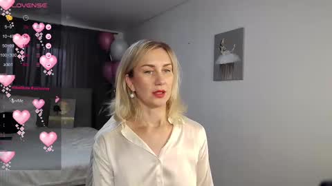 Snapshot of vanessakleiner chatting on 5, 3, 2025 Vanessa online show from 5, 3, 2025