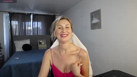 Snapshot of vanessakleiner chatting on 19, 7, 2026 Vanessa online show from 19, 7, 2026