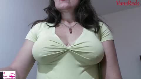 Vanesared2 online show from 11, 2, 2025