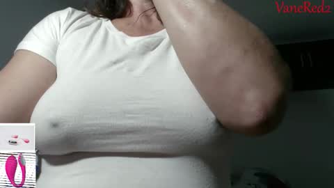 Vanesared2 online show from 27, 4, 2026