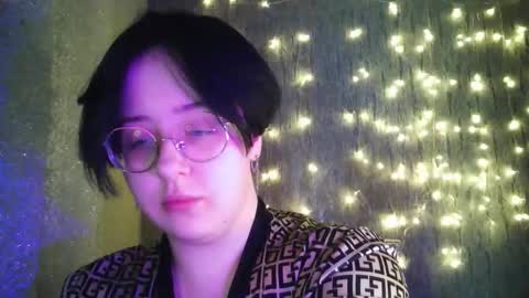 Snapshot of vanessashadow chatting on 16, 12, 2025 vanessashadow online show from 16, 12, 2025