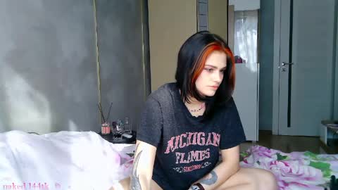 vanessatenderness online show from 7, 4, 2026