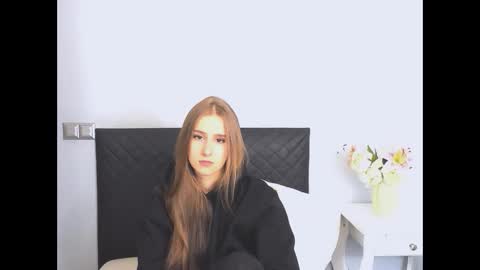 VanessaTrue online show from 19, 12, 2025