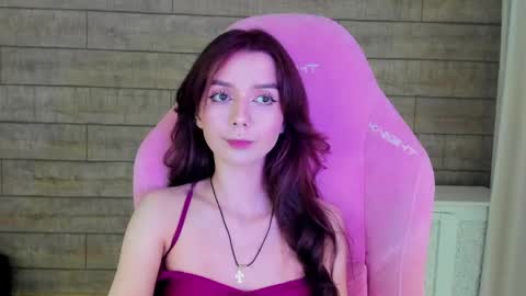 Snapshot of vanessavienne chatting on 9, 5, 2026 VanessaVienne online show from 9, 5, 2026