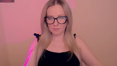 Mia online show from 24, 3, 2026