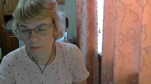 Snapshot of vanillaxcreamy chatting on 2, 3, 2025 Vanillaxcreamy online show from 2, 3, 2025