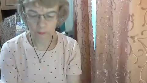 Vanillaxcreamy online show from 20, 12, 2025