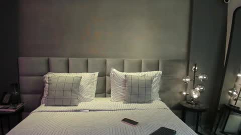 VANNA  online show from 6, 11, 2025