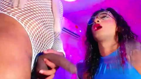 vannesa01 online show from 15, 10, 2025