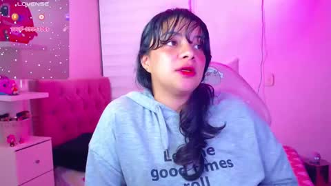 Vanesa online show from 10, 12, 2024