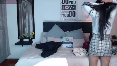 Snapshot of vannesweet_ chatting on 9, 3, 2025 vane online show from 9, 3, 2025