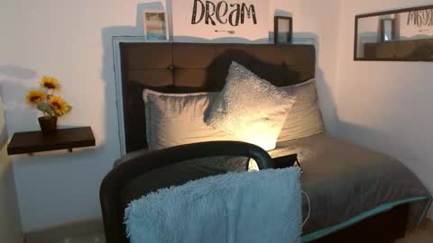 Snapshot of vannesweet_ chatting on 11, 9, 2025 vane online show from 11, 9, 2025