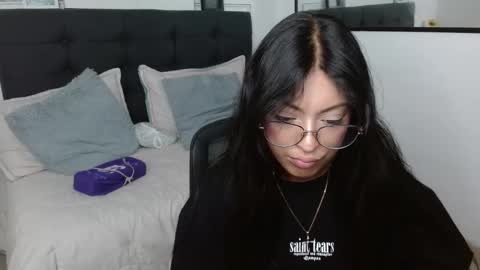 Snapshot of vannesweet_ chatting on 18, 9, 2025 vane online show from 18, 9, 2025