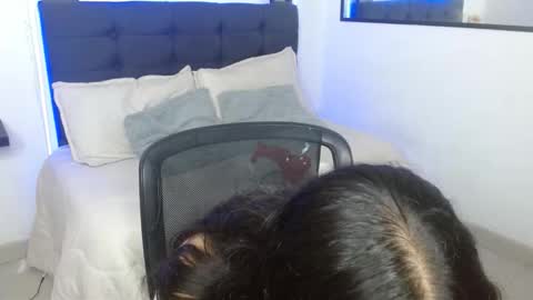 Snapshot of vannesweet_ chatting on 3, 12, 2025 vane online show from 3, 12, 2025