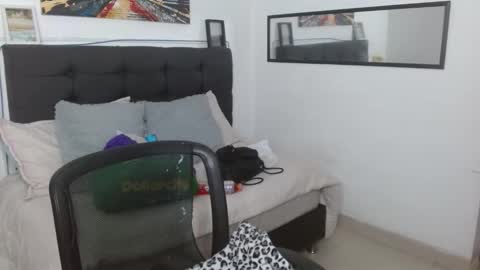 Snapshot of vannesweet_ chatting on 4, 12, 2025 vane online show from 4, 12, 2025