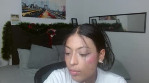 Snapshot of vannesweet_ chatting on 22, 12, 2025 vane online show from 22, 12, 2025