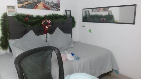 Snapshot of vannesweet_ chatting on 6, 1, 2026 vane online show from 6, 1, 2026