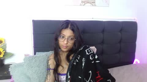 Snapshot of vannesweet_ chatting on 9, 2, 2026 vane online show from 9, 2, 2026