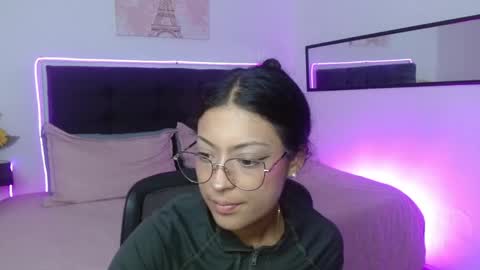 Snapshot of vannesweet_ chatting on 18, 2, 2026 vane online show from 18, 2, 2026