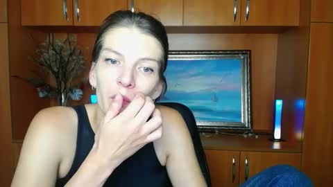 Vanessa online show from 23, 9, 2025