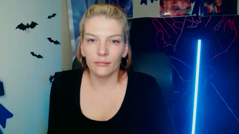 Vanessa online show from 20, 4, 2026