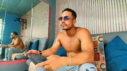 Vans Ross online show from 27, 3, 2026