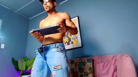 Vans Ross online show from 4, 4, 2026