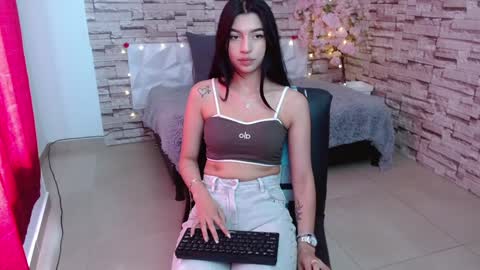 Snapshot of vanse_lust chatting on 13, 12, 2024 Karuna online show from 13, 12, 2024