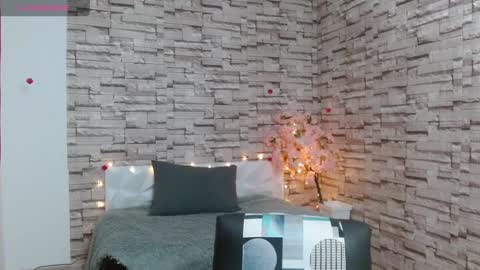 Snapshot of vanse_lust chatting on 3, 2, 2025 Karuna online show from 3, 2, 2025