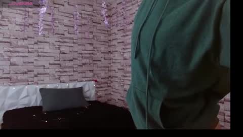 Snapshot of vanse_lust chatting on 17, 9, 2025 Karuna online show from 17, 9, 2025