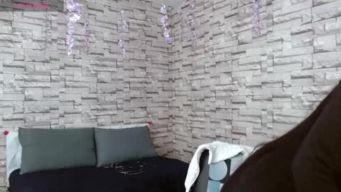 Snapshot of vanse_lust chatting on 19, 9, 2025 Karuna online show from 19, 9, 2025