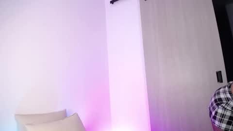 varenka_ivanova22 online show from 9, 1, 2026