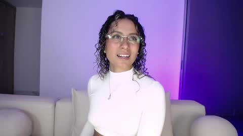 varenka_ivanova22 online show from 1, 4, 2026