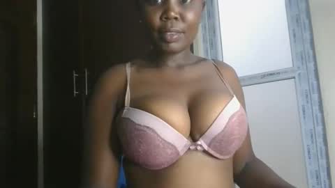 Snapshot of varlkay chatting on 22, 12, 2025 VarlKay online show from 22, 12, 2025