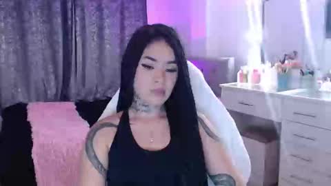 Vayolett Bass online show from 28, 10, 2025