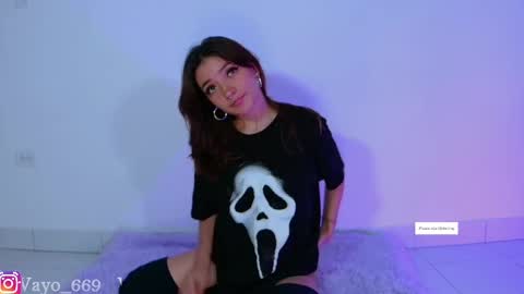 Vayolett online show from 17, 2, 2025