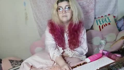 Snapshot of veelehanex3 chatting on 8, 6, 2026 Veronica Lehane online show from 8, 6, 2026